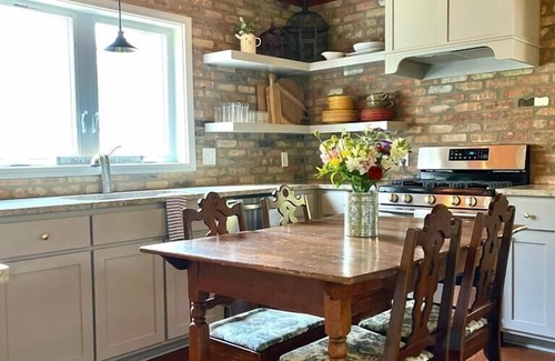 Water Valley Cabin | The Valley Double Decker 18 miles form Sq &OM