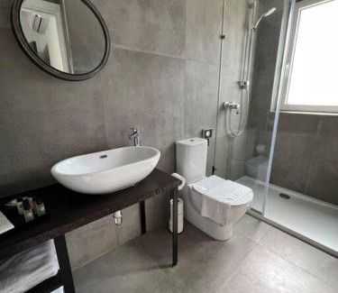 Ta' Giorni House | The Valley Room 8 condo with parking on premises