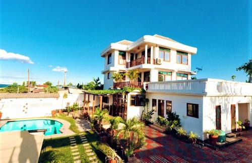 Sinza Villa | The Vatican Experience