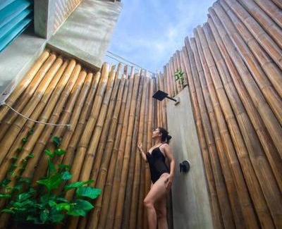 Lambug Villa | The Verge Cebu Beachfront King Bed Pool Villa - 12 Minutes to Kawasan Falls Canyoneering