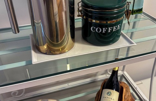 Kerhonkson Apartment | The Vibrary Inn, a Fantasy Minnewaska Escape. Minutes from Hikes and Waterfalls.