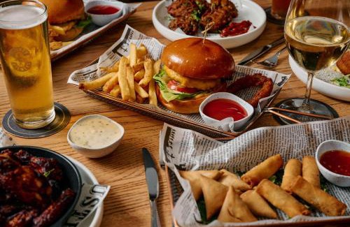 Melbourne Central Business District Hotel | The Victoria Hotel