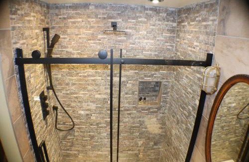 Falkirk Apartment | The Victoria Inn Blythswood Snug