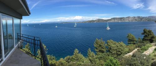 Racisce Apartment | THE VIEW *