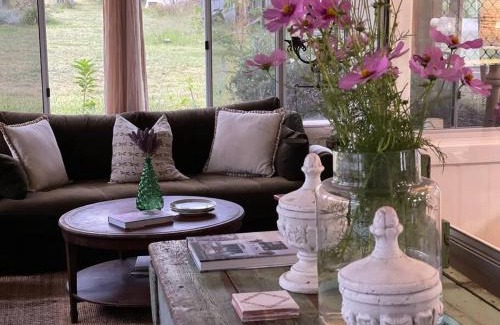 Severnlea House | The Vigneron's Cottage at Dragonfly Estate Vineyard - Stanthorpe