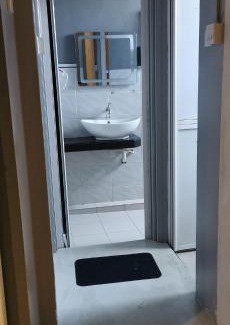 Raub House | The Village Inn