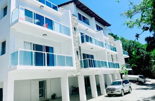 Rival Beach Apartment | The Vue Apartment Hotel