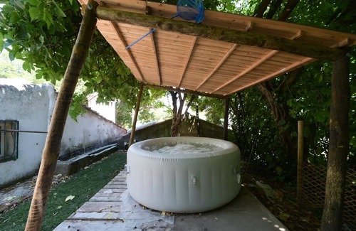 Almoster Cottage | The walnut house offers the calm and comfort of a country house