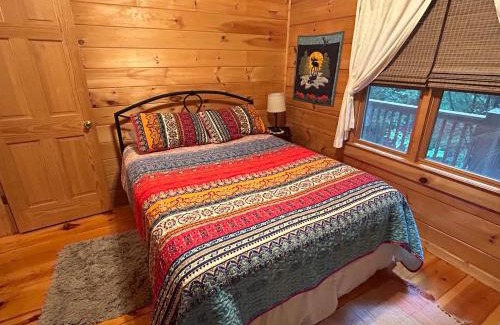Blue Ridge House | The Wander Inn Cabin In The BR Mtns w Hot Tub