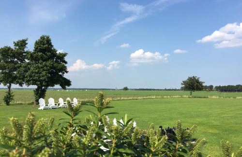 Ouderkerk Aan de Amstel Bed & Breakfast | The Waverly House