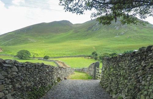 Whitbeck House | The Wayside and Whisky Barn