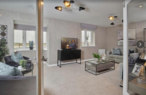 Little Stukeley House | The Weald Hideaway - Perfect for Contractors - Close to Major Roads