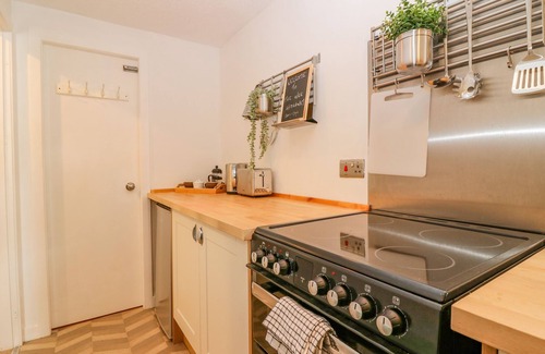 Newburgh Cottage | THE WEE HIDEAWAY, pet friendly in Newburgh, Fife