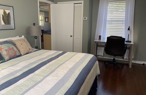 Dauphin Island Cottage | The Whale House - Elegant Charm in Dauphin Island Village