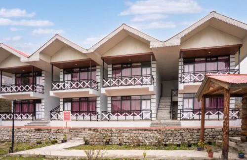 Mangan Hotel | The Whispering Pines by Trekocity