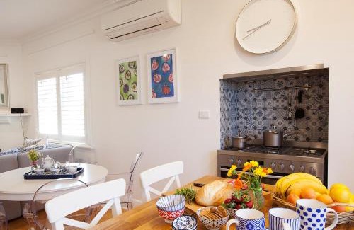 Penola House | THE WHITE HOUSE luxury villa embedded in history