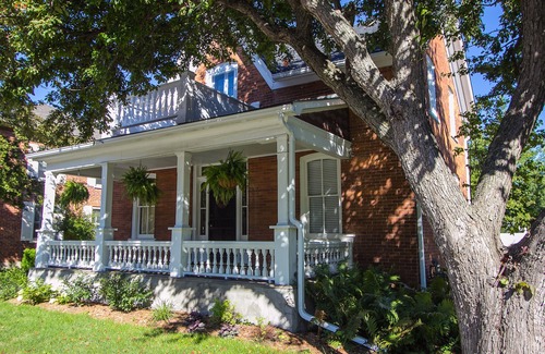 Prince Edward House | The White Rabbit Guest House - Picton