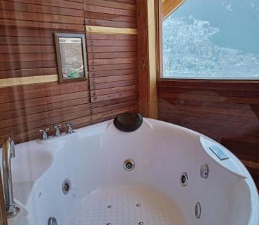 Manali Resort | The Whitestone Resorts