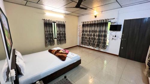 Gir National Park Resort | The Wilds Villa Gir Jungle Stay with Swimming Pool