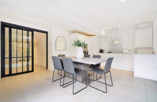 Wimbledon Cottage | The Wimbledon Hideaway - Glamorous 3bdr House With Garden