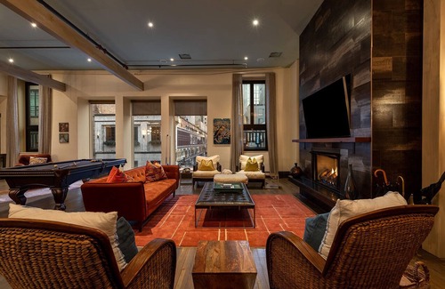 Downtown Nashville Apartment | The Writer's Loft - Walkable to Broadway Bars!