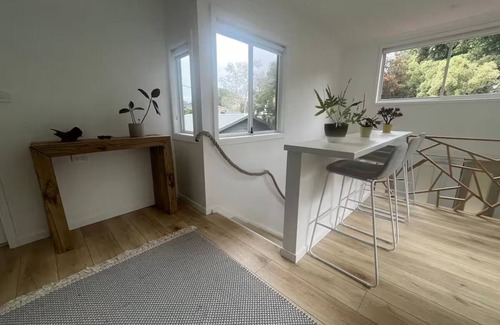 Wyong House | The Wyong River House-Pool/Fishing/Kayak/Fireplace