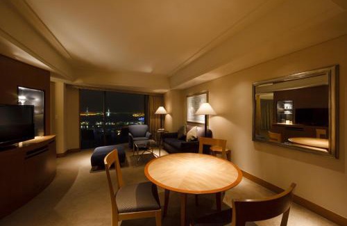 Yokohama City Centre Hotel | The Yokohama Bay Hotel Tokyu