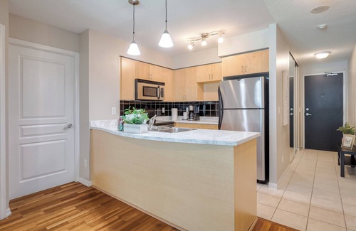 Downtown Toronto Apartment | The Yonge Suites - Downtown Elegance