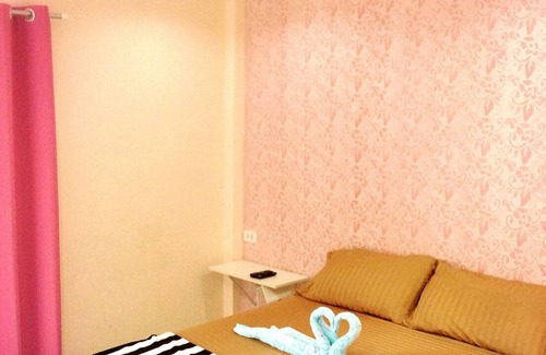 Suphan Buri Hotel | The Zoosk Resort