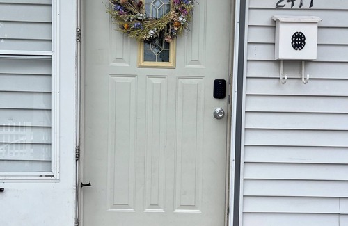 Spokane House | Theater Vibes with 7 Comfy beds!