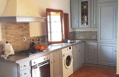 Donnini House | There is a charming cottage just for you