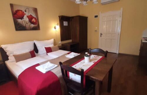 Kaba House | Thermália Vendégházak - Tulipán Apartman