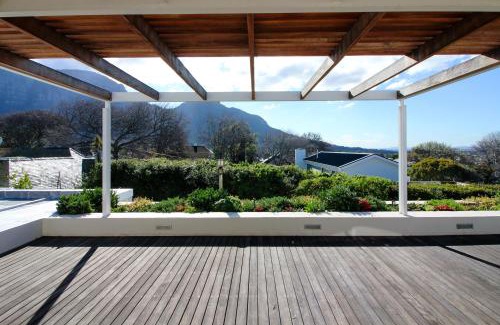 Claremont House | Thirty On Grace