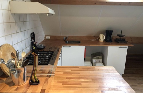 Polsbroek Apartment | This B&B with detached apartment is located in the polders of Het Groene Hart (6 p)