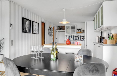 Kegnæshøj House | This beautiful vacation home is located in the quiet area of Sønderby Strand on Kegnæs.