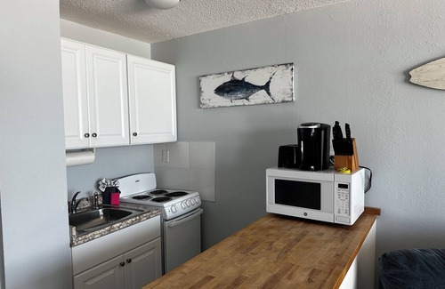 Panama City Beach Condo | This condominium is a 0 bedroom(s), 1 bathrooms, located in Panama City Beach, FL.