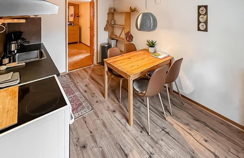 Grasmark House | This cozy vacation home welcomes you in Gräsmark, just a few meters from the lake.