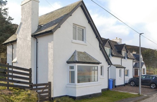 Coldbackie Cottage | This detached property has stunning views and offers guests a great level of comfort.