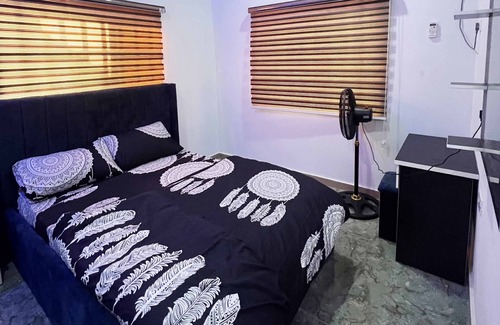 Calabar Apartment | This is a fully furnished and well-equipped two-bedroom serviced apartment.