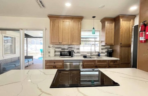 Port Orange House | This is THE ONE! 3Br 2Ba+Pool, 10 Min to anywhere!