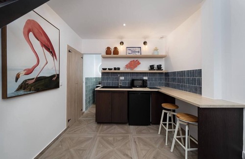 Portimao City Centre Apartment | This tiny house is a 1 bedroom(s), 1 bathrooms, located in Portimão, Faro.
