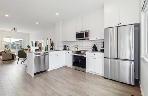 Southwest Edmonton House | This townhouse is a 3 bedroom(s), 2.5 bathrooms, located in Edmonton, AB.