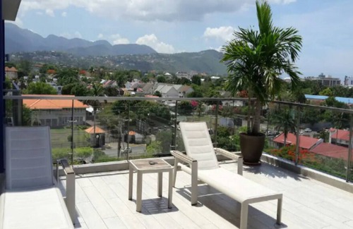 Caribbean Estates Condo | This ultra modern 6th floor very comfortable and ready For you our valid Guest