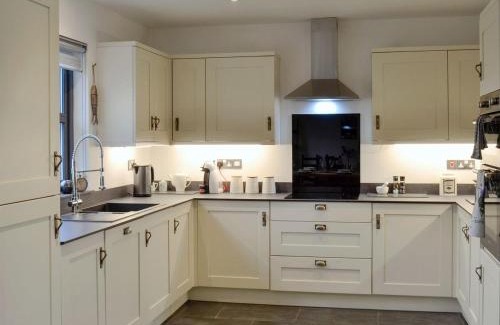 Fintry House | Thistlebank