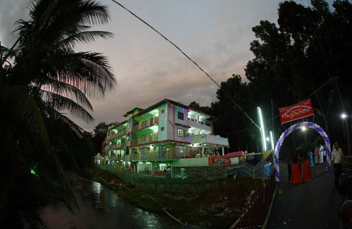 Thodupuzha Apartment | Thodupuzha 4-bhk Luxury Home awy from home