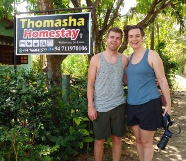 Wellawaya House | Thomasha Homestay & Tuk Tuk Tour