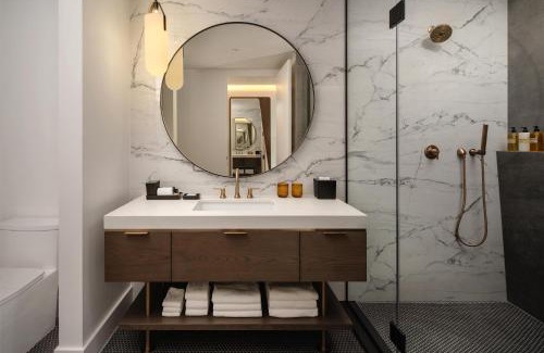 Montrose Hotel | Thompson Houston, by Hyatt