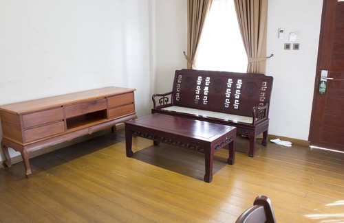 Medan Hotel | Thong's Inn - KNO Kualanamu Transit Hotel