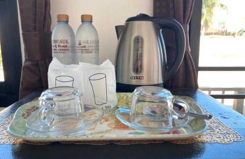 Pak Nam Pran Hotel | Thongsuk Mini Resort