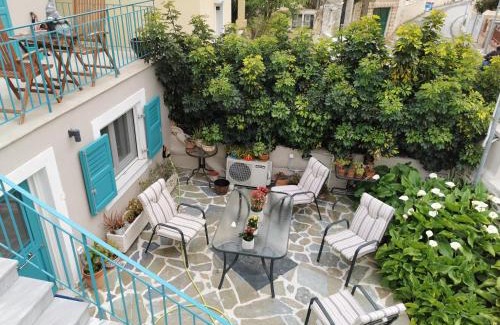 Posidonia House | Thor Freyjas of Poseidonia Syros Holiday House